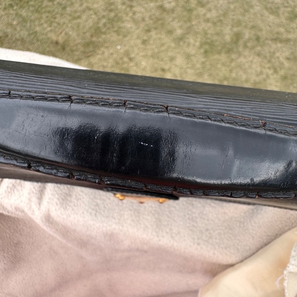 BLACK HANDBAG - Picture 11 of 16